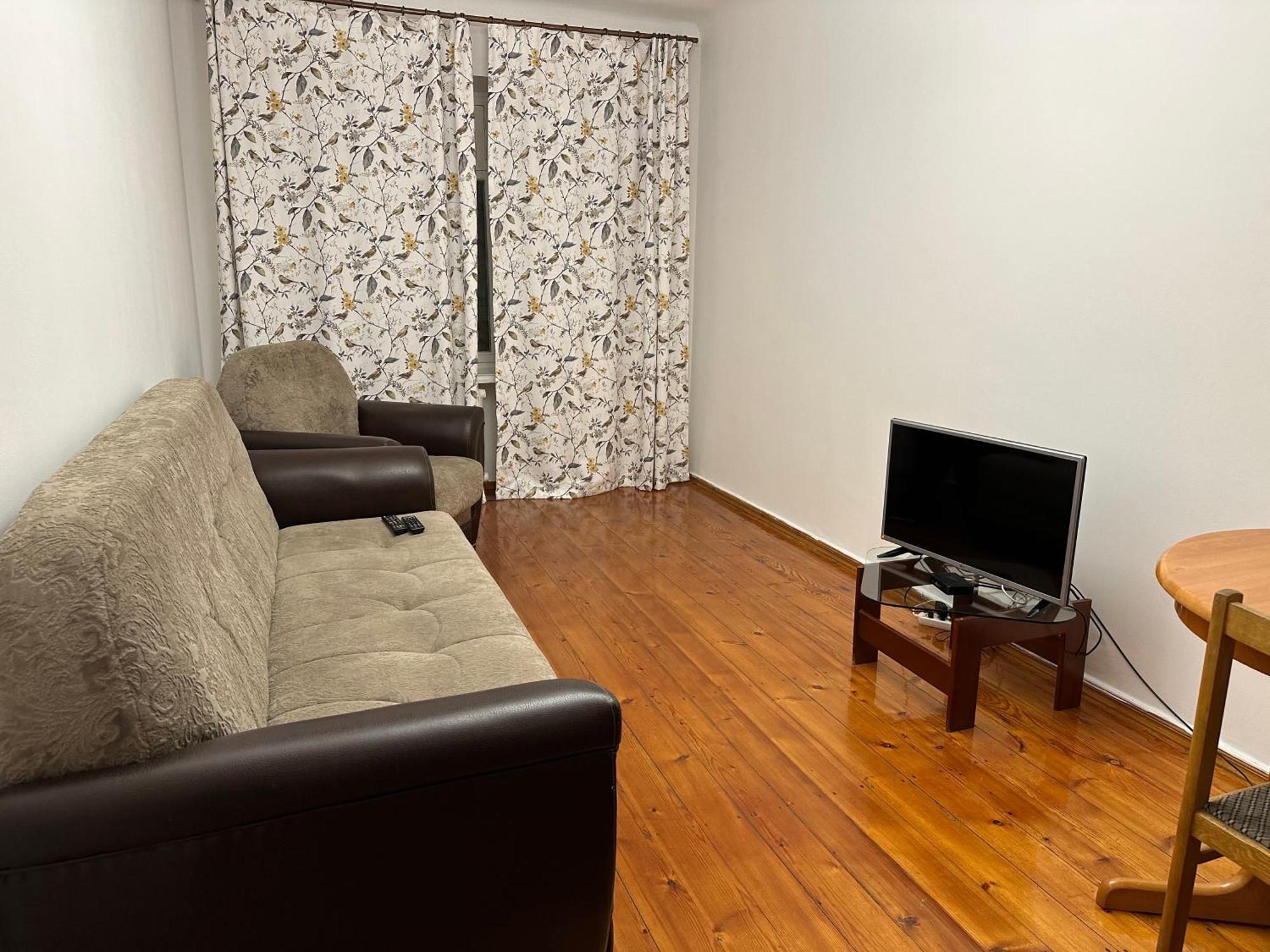 Cosy flat in the city center Bishkek Exterior photo